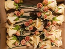 Corsage Roos CEM 9382 Cava creme Maatwerk