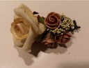 Corsage Roos CEM 9382 Cava creme Maatwerk
