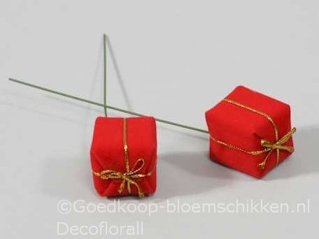 Giftboxes Rood fluweel 25x25 mm pak 60 stuks