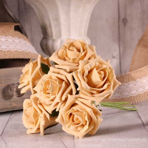 Foamroos Tea Rose Cream Goud 6 cm 6 stuks