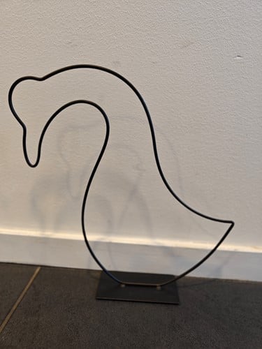 [A-025460] Metalen Frame Gans op voet Zwart ca. 39x39 cm