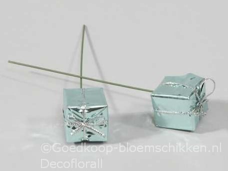 [A-016068] Giftboxes Turquoise 25x25 mm pak 60 stuks